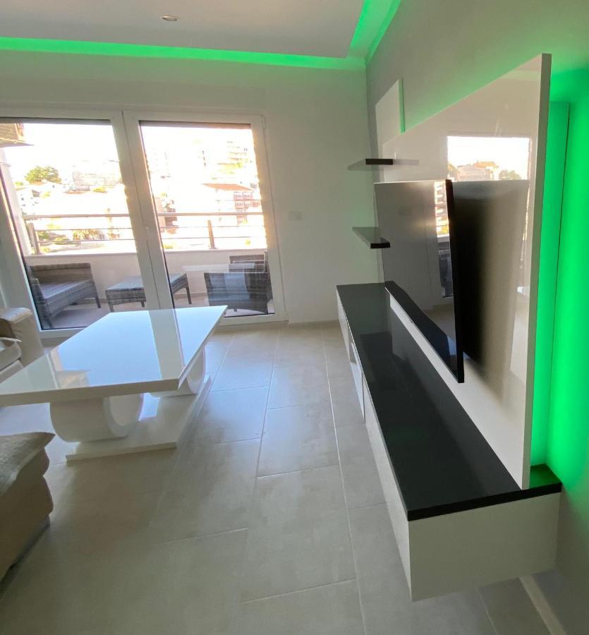 Novato Apartment *